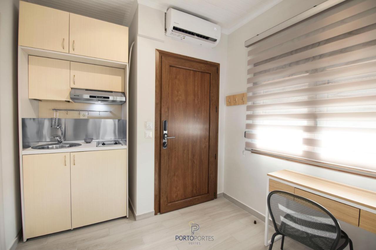 Porto Portes Suites Néa Potídea Kültér fotó