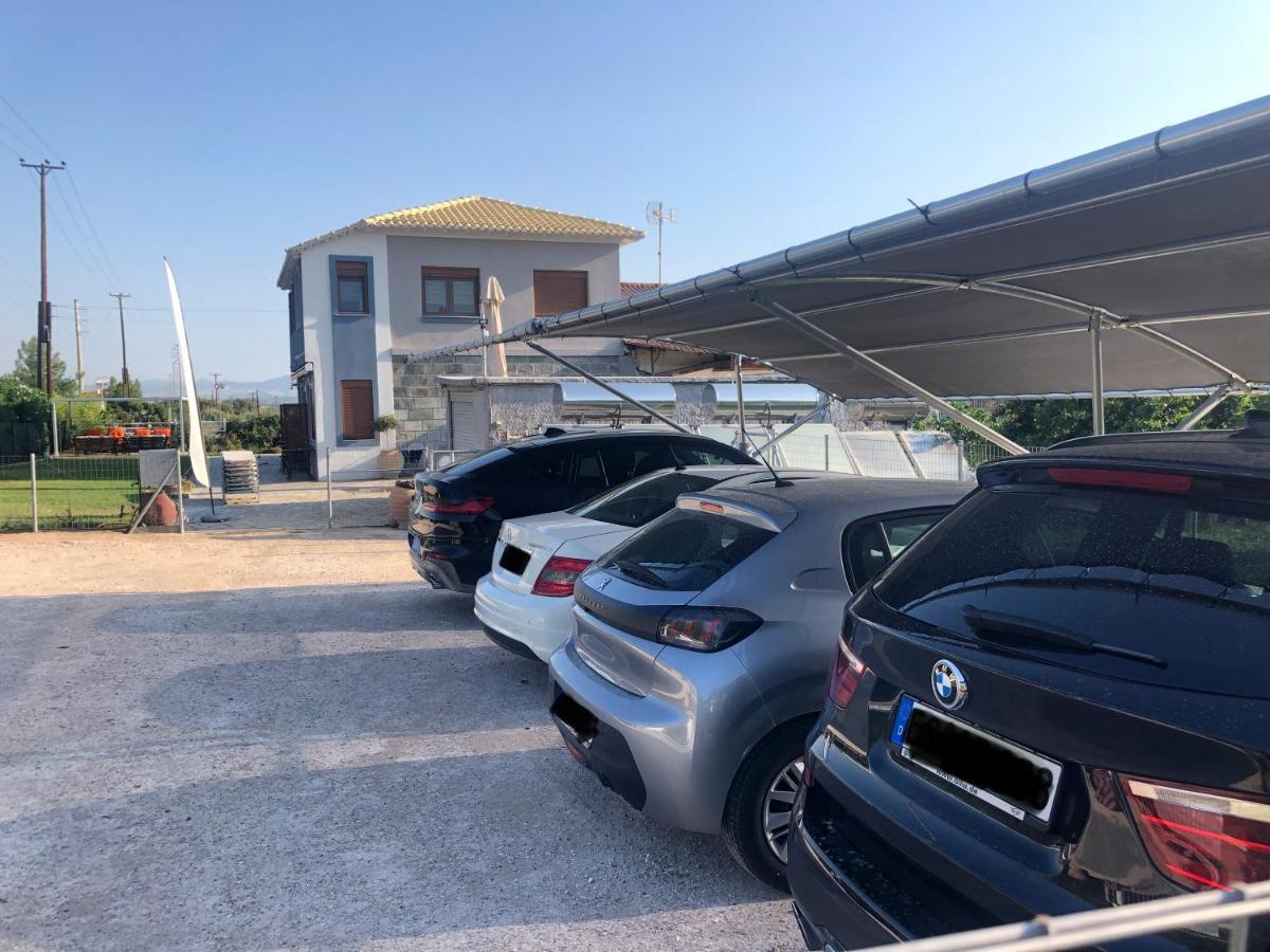 Porto Portes Suites Néa Potídea Kültér fotó