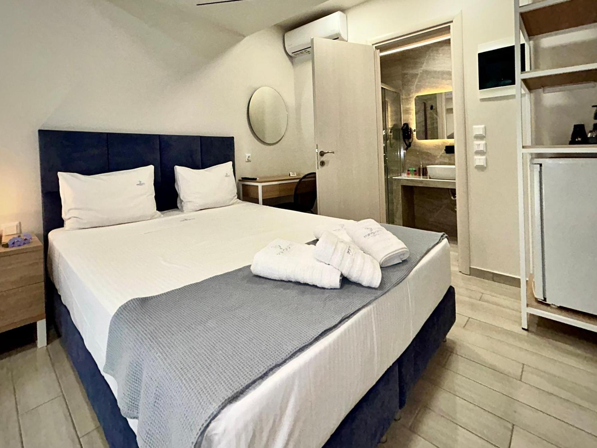 Porto Portes Suites Néa Potídea Kültér fotó