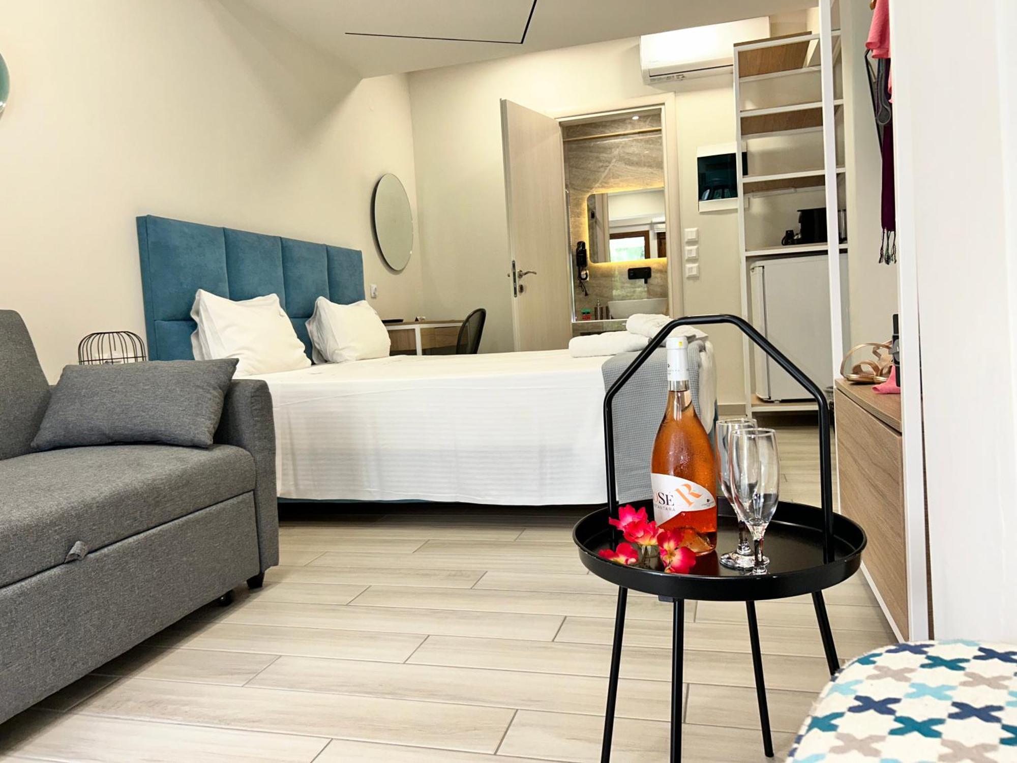 Porto Portes Suites Néa Potídea Kültér fotó
