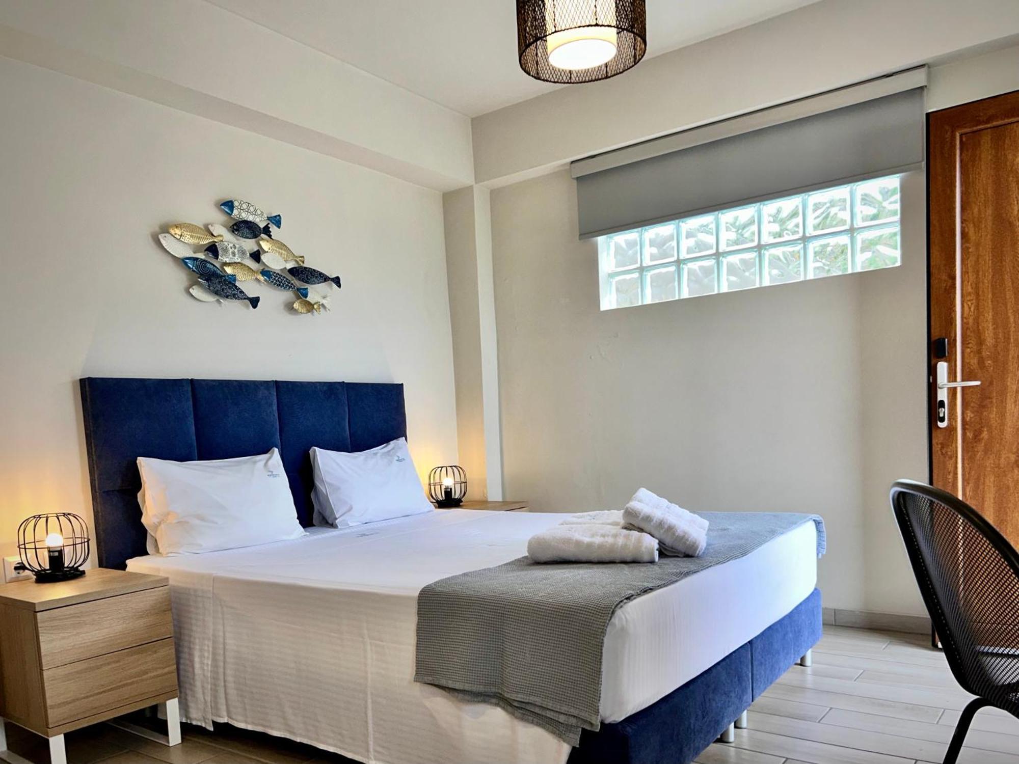 Porto Portes Suites Néa Potídea Kültér fotó