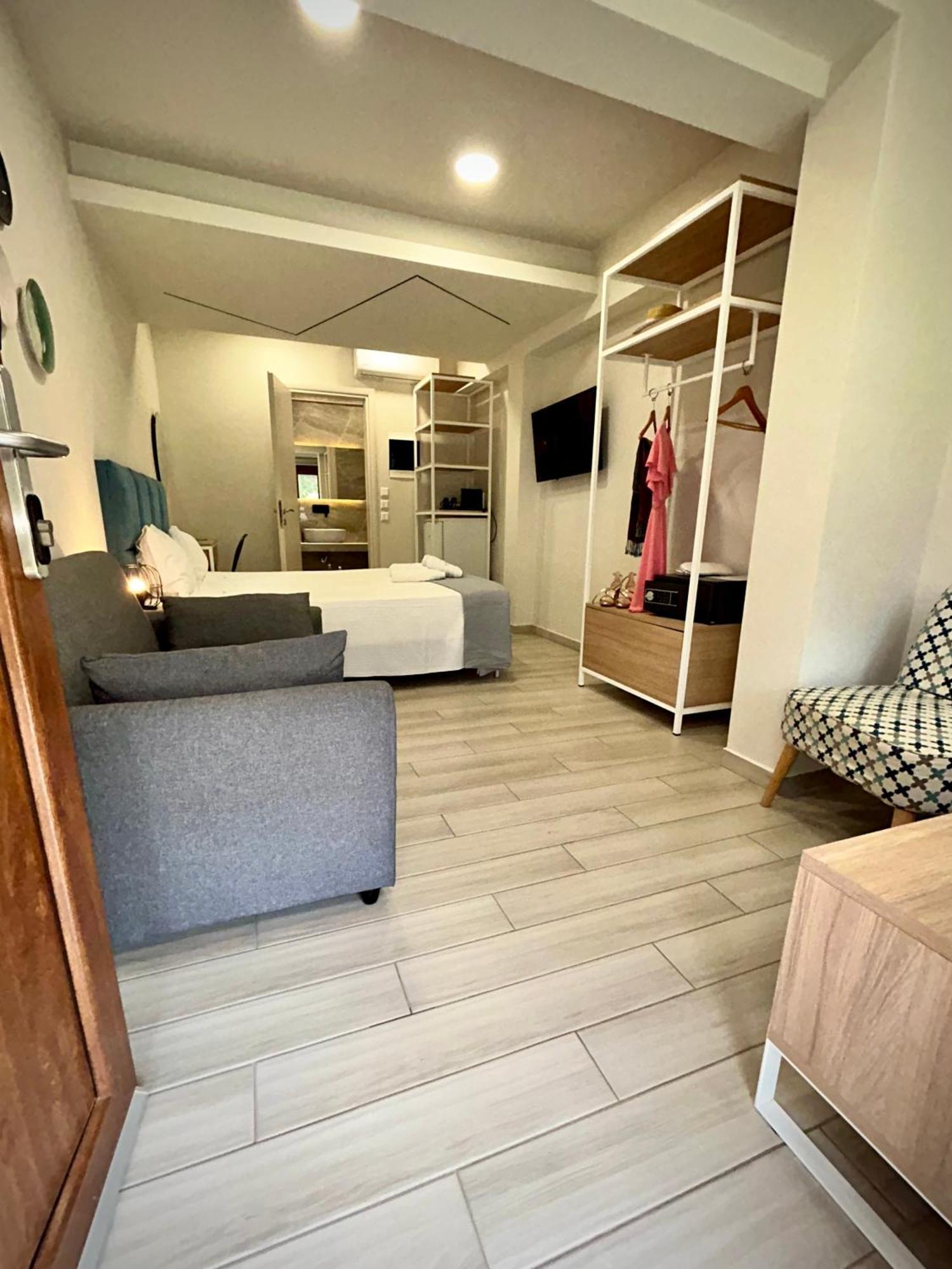Porto Portes Suites Néa Potídea Kültér fotó