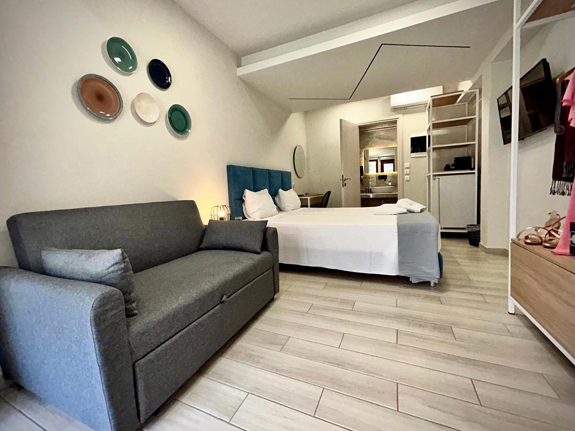 Porto Portes Suites Néa Potídea Kültér fotó
