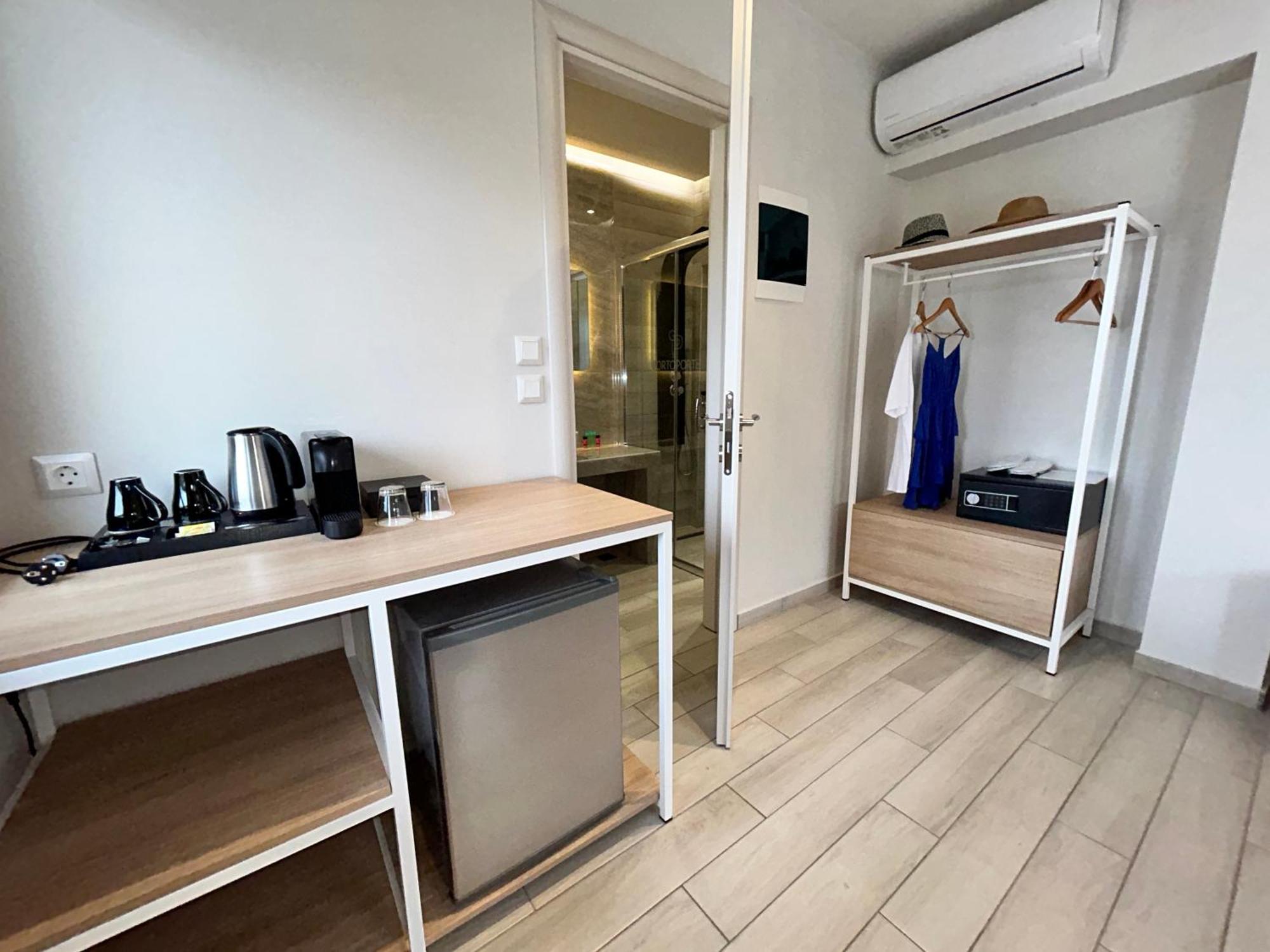 Porto Portes Suites Néa Potídea Kültér fotó